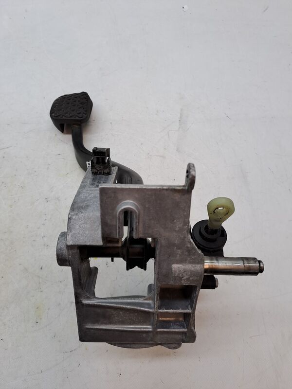 Pedale de frein BMW SERIE 3 BERLINA (E90) Essence - 1