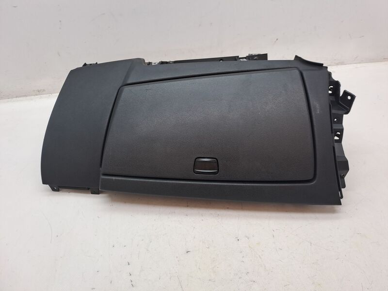 Boite a gants BMW SERIE 1 BERLINA (E81/E87) 2.0 16V Diesel Diesel - 1