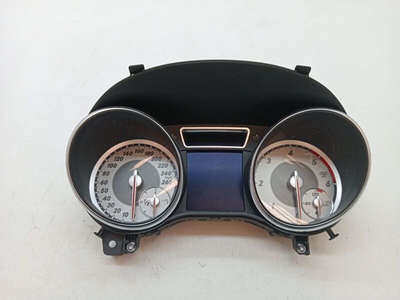 Compteur MERCEDES-BENZ CLASE CLA (W117) Diesel - 1