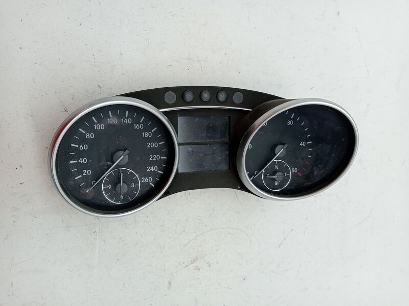 Compteur MERCEDES-BENZ CLASE M (W164) Essence - 1