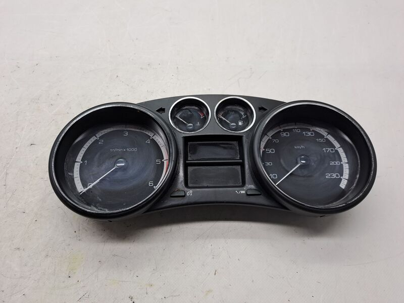 Compteur PEUGEOT 308 SW Confort Diesel - 1