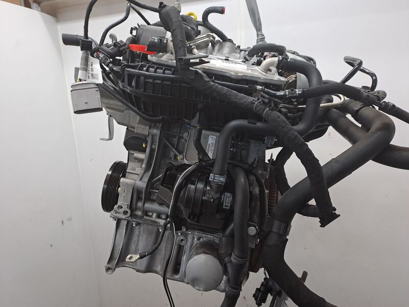 Moteur SKODA FABIA Essence - 1