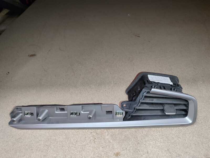 Bocchetta aerazione cruscotto OPEL GRANDLAND X (A18,P1UO) Gasolina - 1