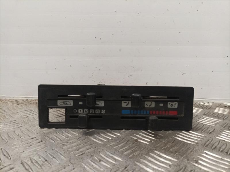 Commande chauffage NISSAN PATROL GR (Y60) * Essence - 1