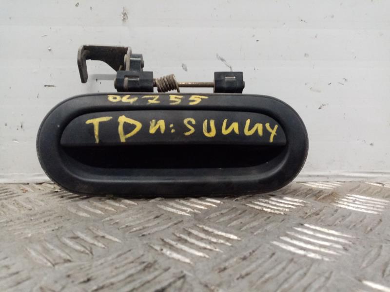 Maniglia portiera posteriore destra NISSAN SUNNY BERLINA (N14) 2.0 Diesel Diésel - 1