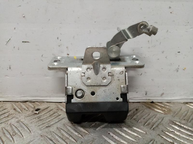 Serrure de coffre OPEL CORSA C Diesel - 1