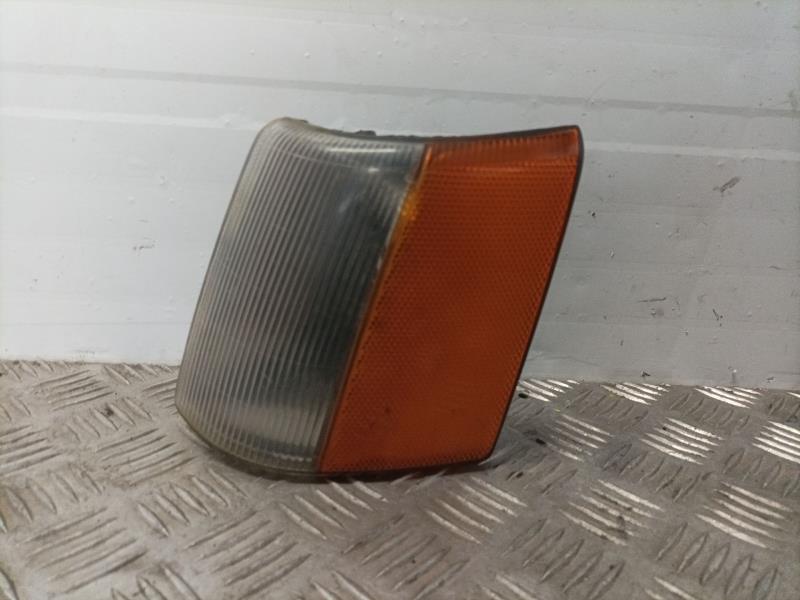 Gruppo ottico anteriore secondario sinistro (luci)(freccia) JEEP GRAND CHEROKEE I (ZJ, ZG) 4.0 i 4x4 Gasolina - 1