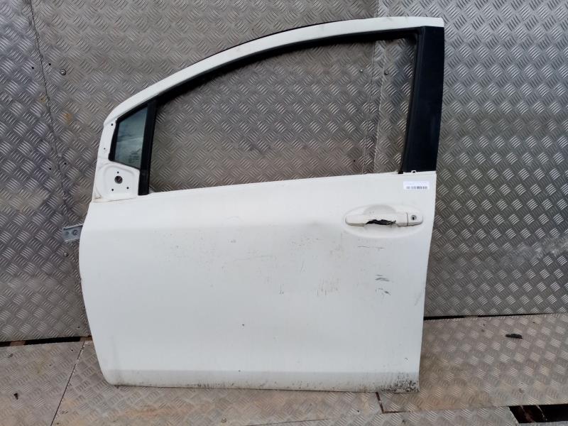 Portiera anteriore sinistra TOYOTA YARIS (KSP9/SCP9/NLP9) 1.3 CAT Gasolina - 1