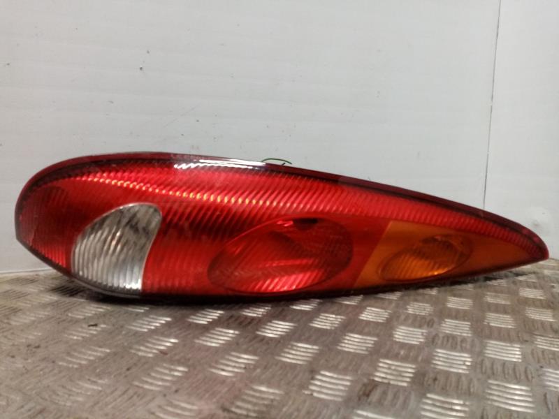 Fanale posteriore principale sinistro (luci) NISSAN ALMERA TINO (V10M) 2.2 dCi Diesel CAT Diésel - 1