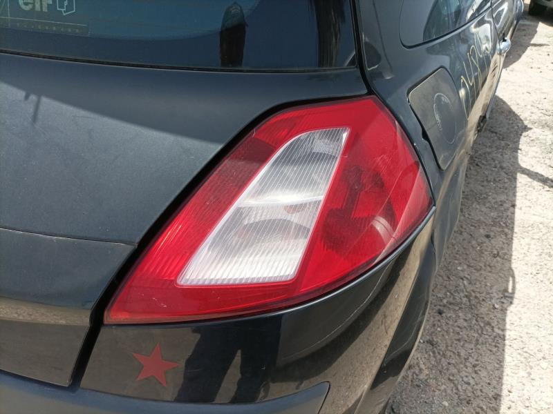 Fanale posteriore principale destro (luci) RENAULT MEGANE II (BM0/1_, CM0/1_) 1.5 dCi Diésel - 1