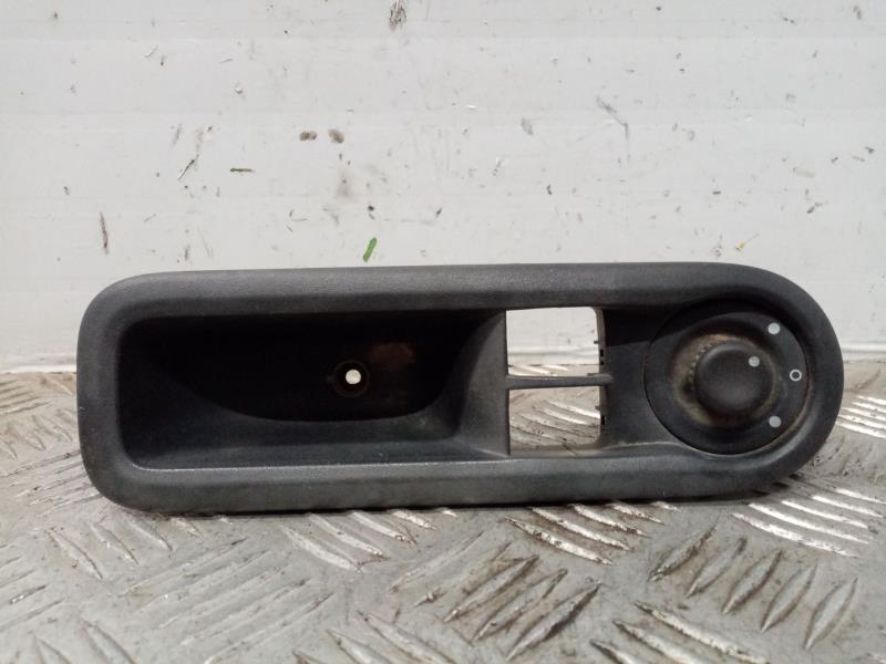 Commande retroviseurs RENAULT CLIO III Expression Diesel - 1