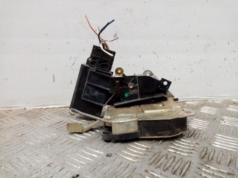 Serrure avant droit BMW SERIE 5 BERLINA (E34) 525tds Diesel - 1