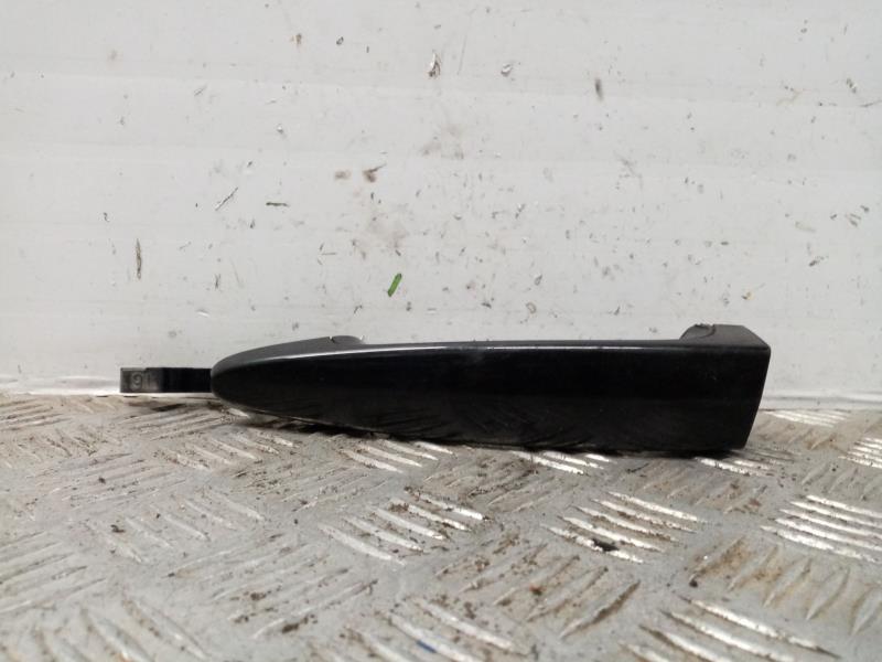 Poignee porte arriere gauche BMW SERIE 3 BERLINA (E90) 320d Diesel - 1