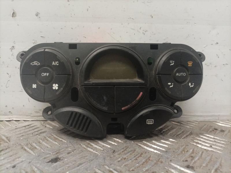 Commande chauffage FORD FOCUS BERLINA (CAK) Trend Diesel - 1