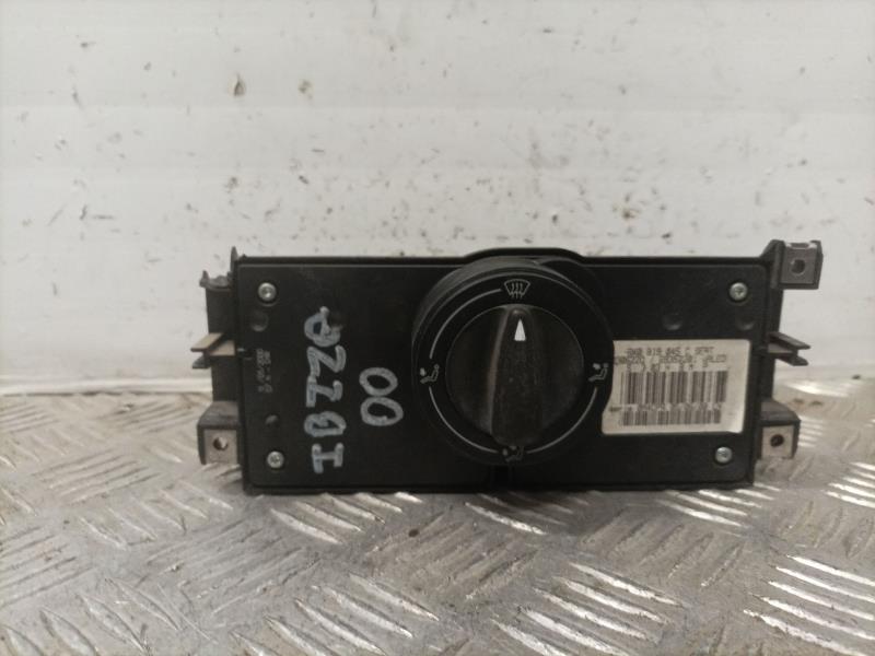 Commande chauffage SEAT IBIZA (6K1) 1.9 SDI Diesel - 1
