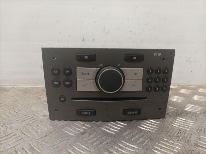 Autoradio originale OPEL ASTRA H BER. 1.7 16V CDTI Diésel - 1