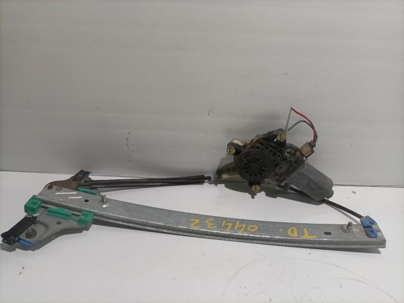 Alzacristalli elettrico posteriore destro TOYOTA AVENSIS BERLINA (T 22) 1.6 16V Gasolina - 1