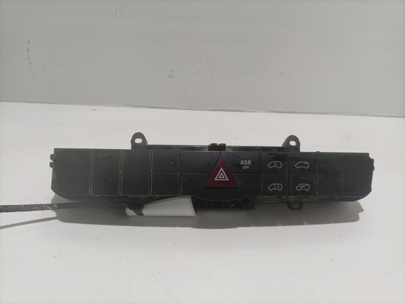 Bouton de warning MERCEDES-BENZ VITO KASTEN (639) 2.1 CDI Diesel - 1