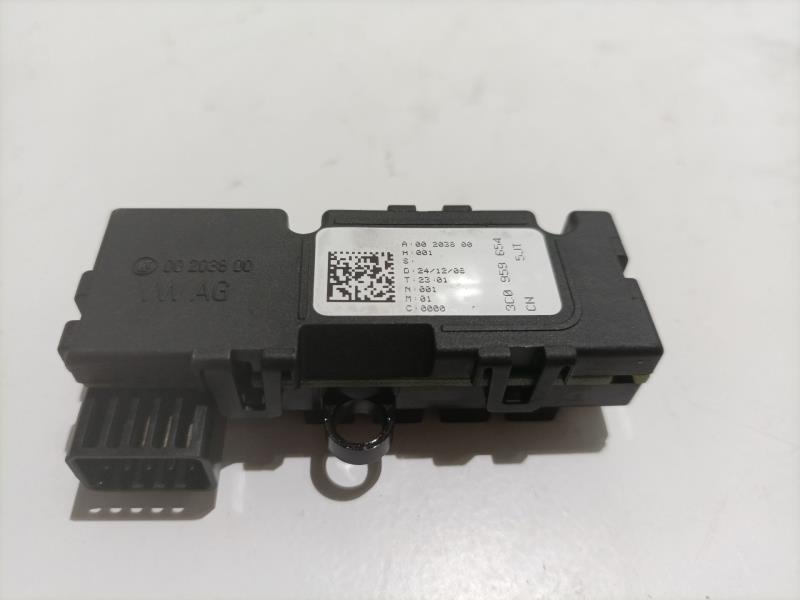 Module électronique VOLKSWAGEN PASSAT CC (357) * Essence - 1