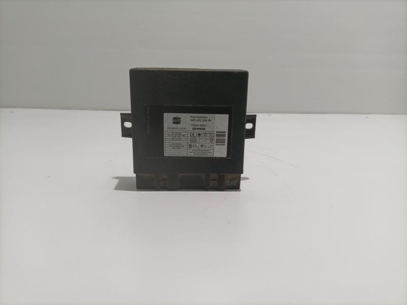 Module électronique SEAT CORDOBA BERLINA (6K2) Stella Essence - 1
