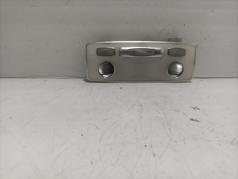 Eclairage de plafonnier RENAULT LAGUNA III * Diesel - 1