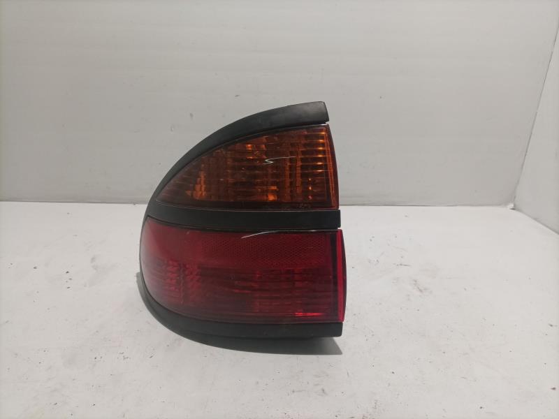 Fanale posteriore principale sinistro (luci) RENAULT LAGUNA (B56) * Gasolina - 1