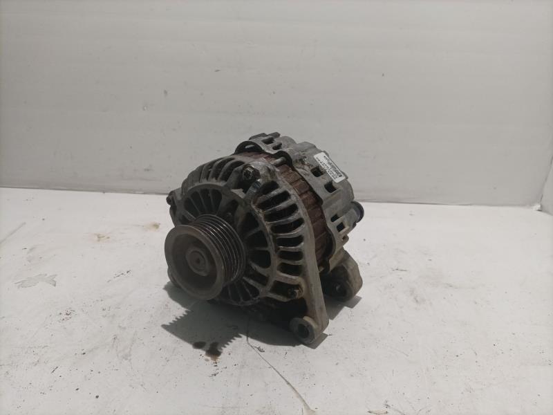Alternateur NISSAN VANETTE Autobús (C22) 1.5 Essence - 1