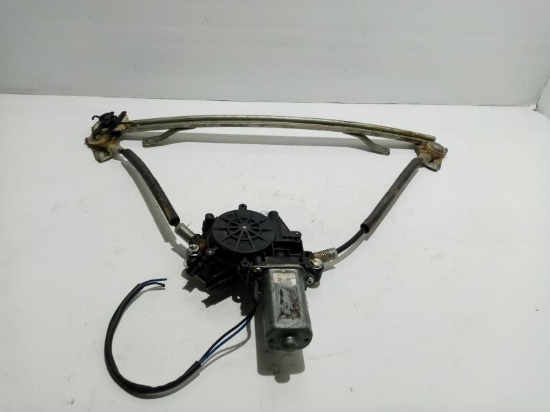 Leve vitre electrique avant droit RENAULT CLIO II FASE I (B/CBO) 1.9 Diesel Diesel - 1