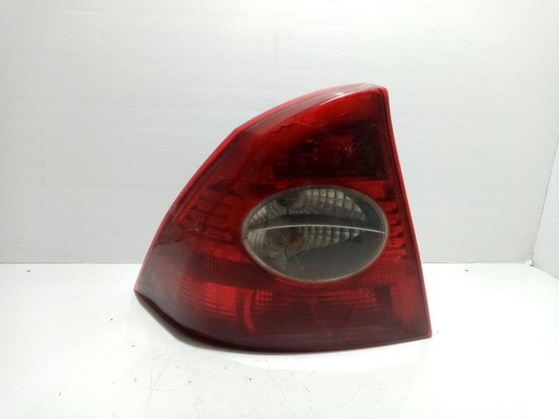 Fanale posteriore principale sinistro (luci) FORD FOCUS BERLINA (CAP) Ghia Diésel - 1
