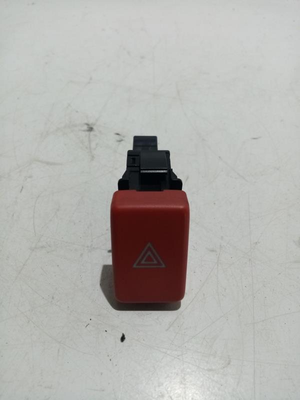 Bouton de warning HONDA ACCORD BERLINA (CL/CN) * Essence - 1