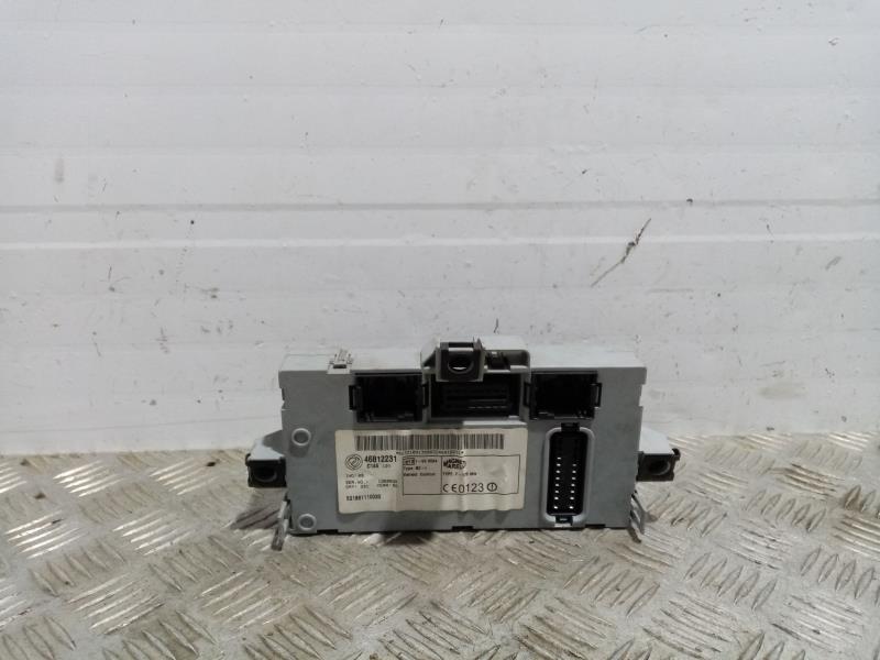 Module électronique FIAT PUNTO (188_) 1.2 60 Essence - 1