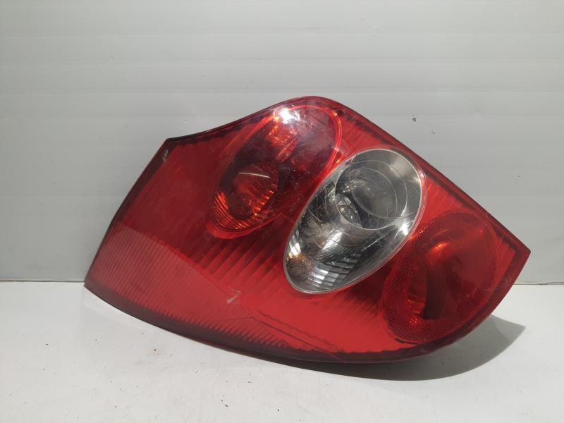 Fanale posteriore principale sinistro (luci) RENAULT LAGUNA II Grandtour (KG0/1_) 1.9 dCi Diésel - 1