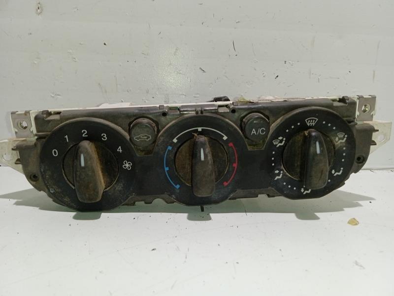 Commande chauffage FORD FOCUS BERLINA (CAP) 1.6 TDCi CAT Diesel - 1