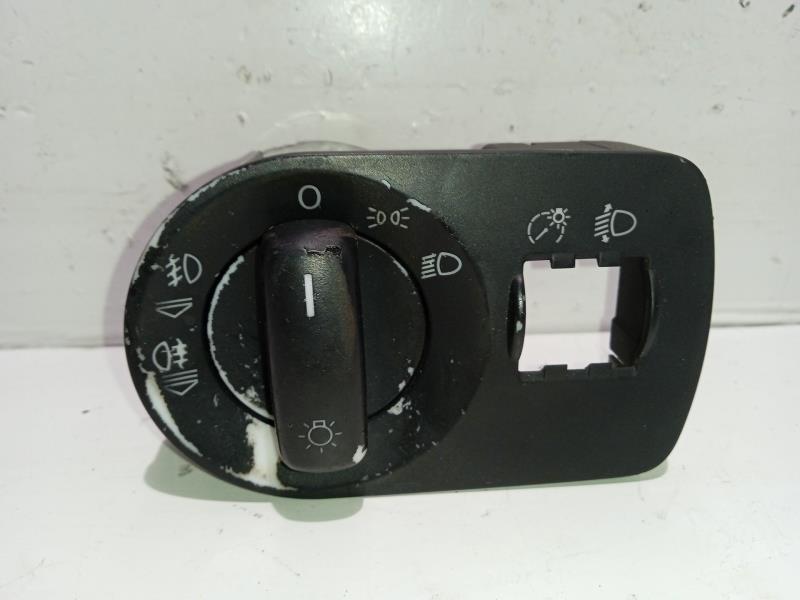 Commodo phare AUDI A3 (8P1) 1.9 TDI Diesel - 1