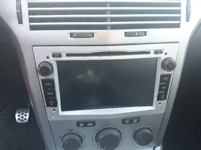Autoradio originale OPEL ASTRA GTC Sport Diésel - 1