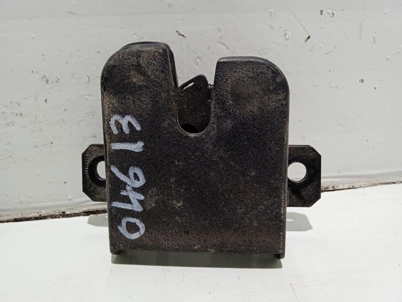 Serrure de coffre VOLKSWAGEN GOLF IV BERLINA (1J1) * Essence - 1