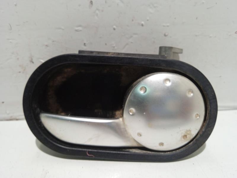 Poignee interieur avant droit AUDI TT (8N3/8N9) 1.8 T Coupe Essence - 1
