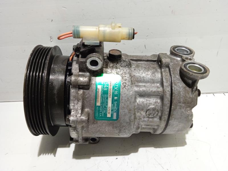 Compresseur clim MG SERIE 25 (RF) 1.4 16V CAT Essence - 1