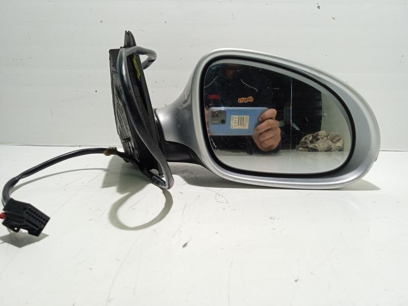 Retrovisor derecho VOLKSWAGEN PASSAT BERLINA (3B3) 1.9 TDI Diésel - 1