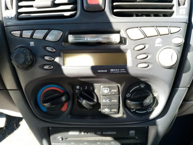 Autoradio originale NISSAN ALMERA II Hatchback (N16) 2.2 Di Diésel - 1