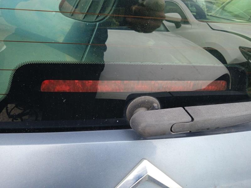 Feu arriere stop central CITROËN C4 Coupé (LA_) 1.4 16V Essence - 1