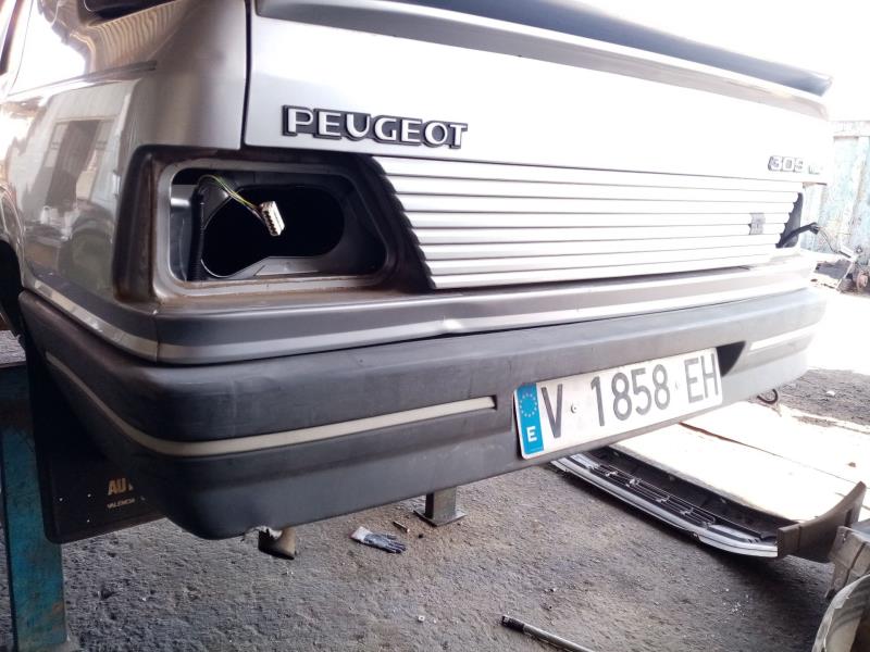 Paraurti posteriore PEUGEOT 309 II (3C, 3A) 1.4 Gasolina - 1