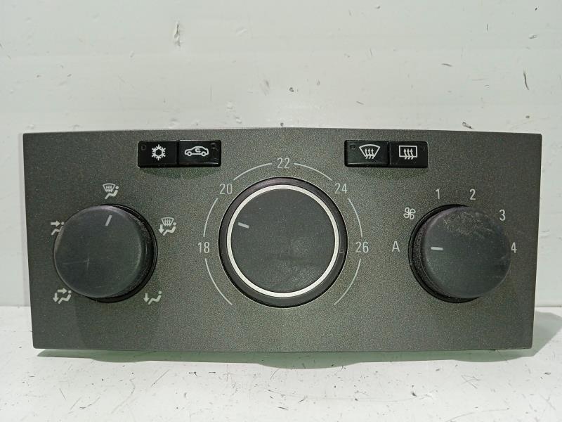 Commande chauffage OPEL ASTRA H Station Wagon (A04) 1.9 CDTI Diesel - 1