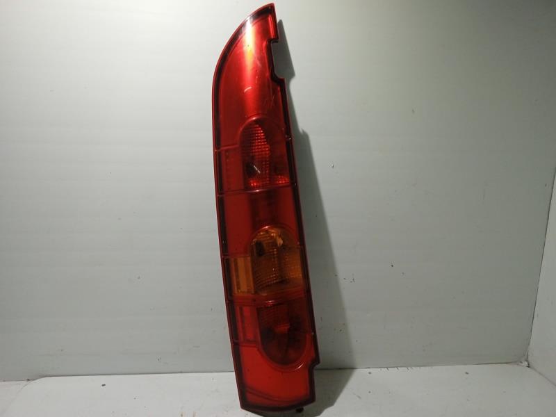 Fanale posteriore principale sinistro (luci) RENAULT KANGOO Express (FC0/1_) 1.5 dCi Diésel - 1