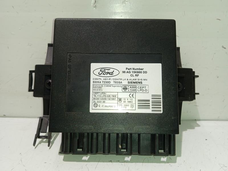 Module électronique FORD FOCUS I Sedán (DFW) 2.0 16V Essence - 1