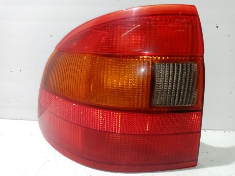 Fanale posteriore principale sinistro (luci) OPEL ASTRA F BERLINA 1.6 CAT Gasolina - 1