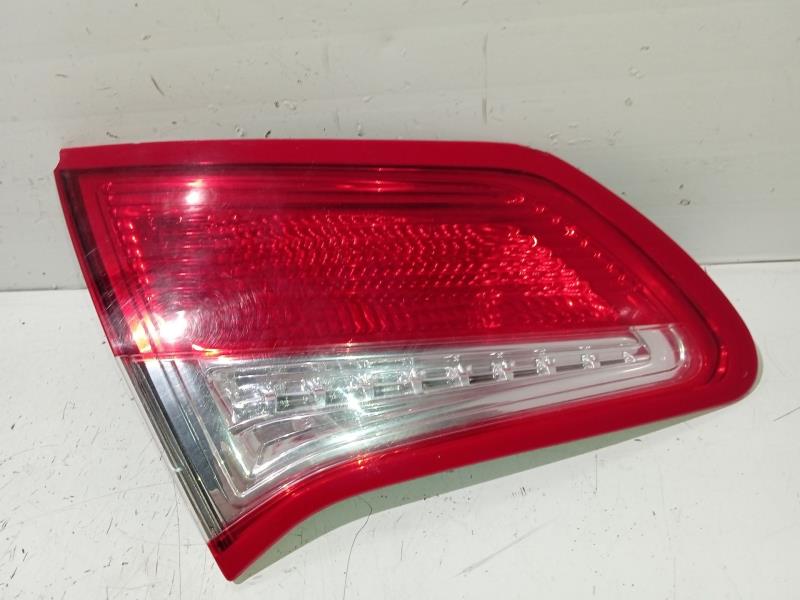 Feu arriere secondaire gauche (feux) CITROËN C4 II (NC_) 1.6 HDi 90 Diesel - 1