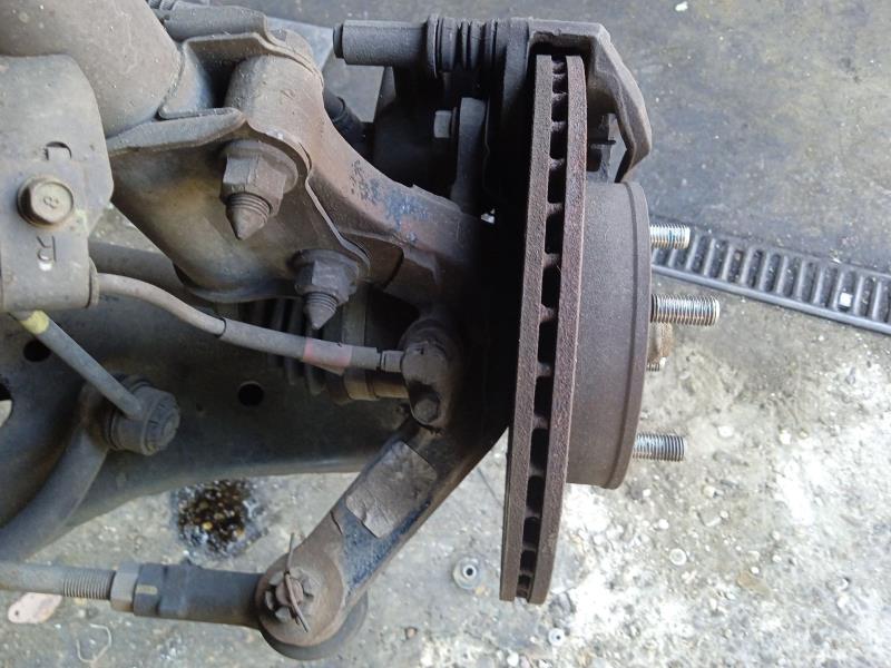 Fusee avant droit HYUNDAI i10 I (PA) 1.1 Essence - 1