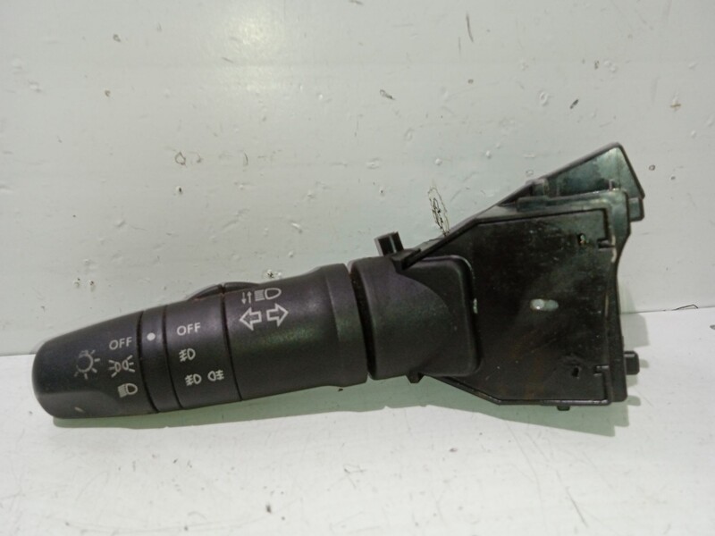 Commodo phare NISSAN ALMERA II Hatchback (N16) 1.5 dCi Diesel - 1
