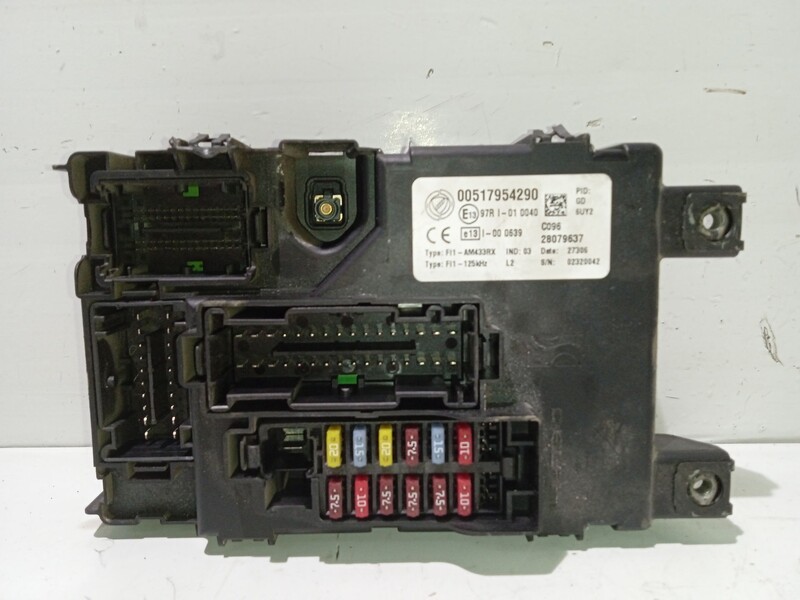 Module électronique FIAT GRANDE PUNTO (199_) 1.4 16V Essence - 1